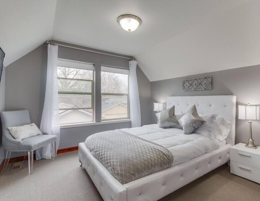 Brand New Downtown Modern 5 Beds, 3 Full Baths Vermont Avenue, Boise Bagian luar foto