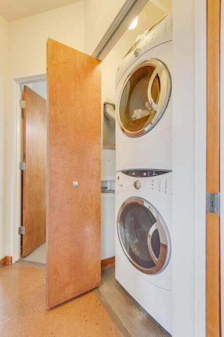 Brand New Downtown Modern 5 Beds, 3 Full Baths Vermont Avenue, Boise Bagian luar foto